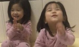 老汪爆料双胞胎妹妹视频,姐妹情深引网友热议