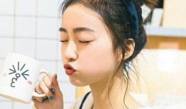 抖音网红最新吃瓜女,揭秘网红圈幕后故事！”