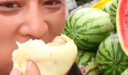 免费吃瓜买一个送一个,免费吃瓜，买一送一，共享甜蜜时光