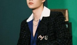 王一博工作人员爆料视频,揭秘明星幕后生活点滴