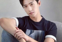 杨洋恋情爆料最新情况,神秘女友身份揭晓，细节曝光引热议