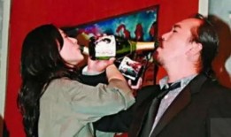 明星爆料谢霆锋视频,揭秘明星背后的真实生活